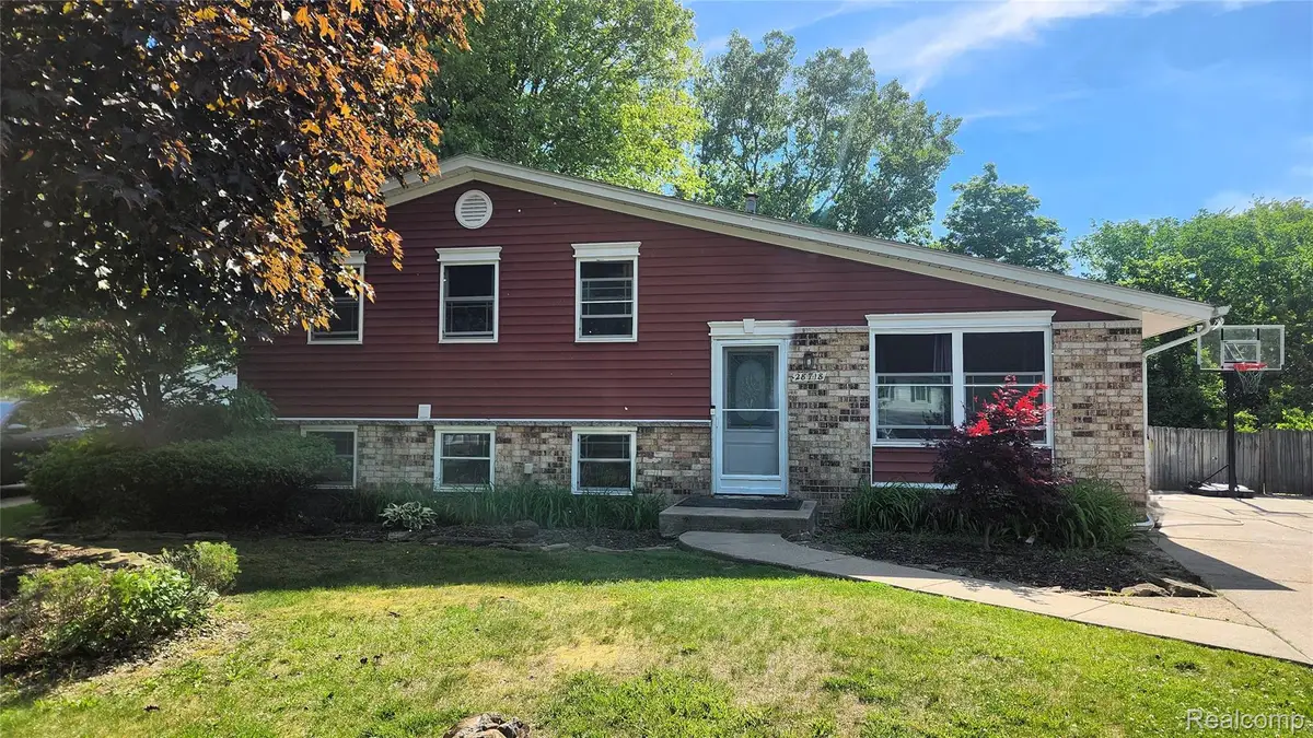 28718 Apollo Drive, Chesterfield, MI 48047 - #1