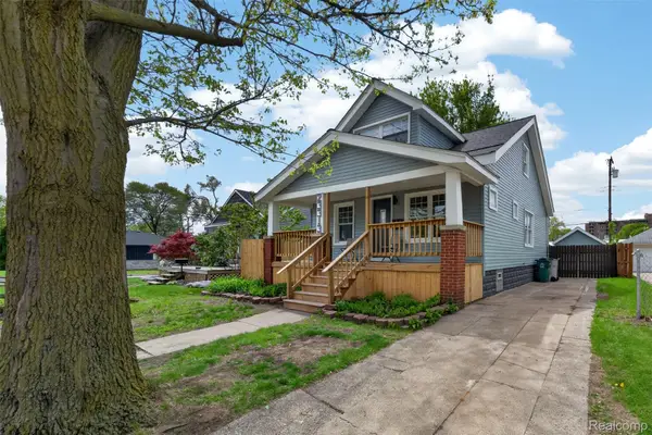 23313 Carlisle Avenue, HazelPark, MI 48030