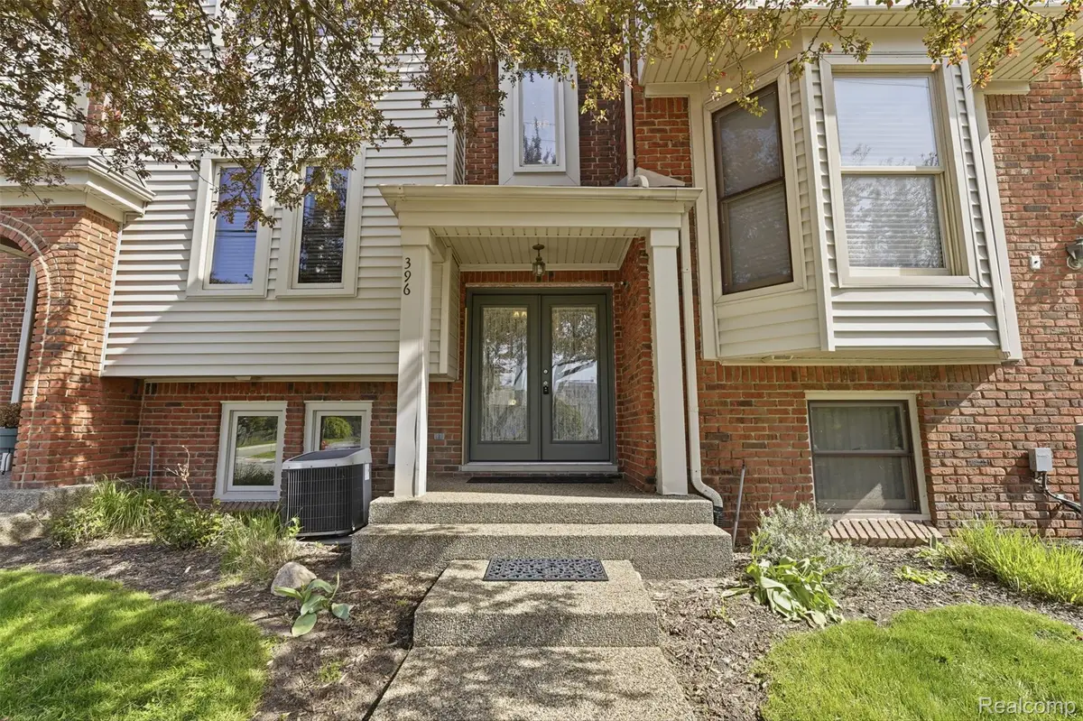 396 W Ann Arbor Trail, Plymouth, MI 48170 - #1