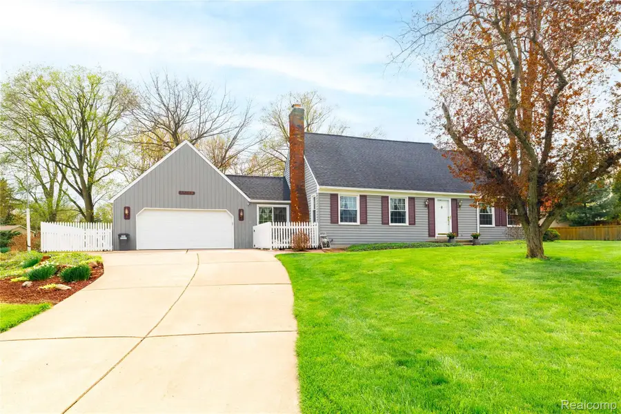 27758 Johnson Road, Grosse Ile, MI 48138 - #3