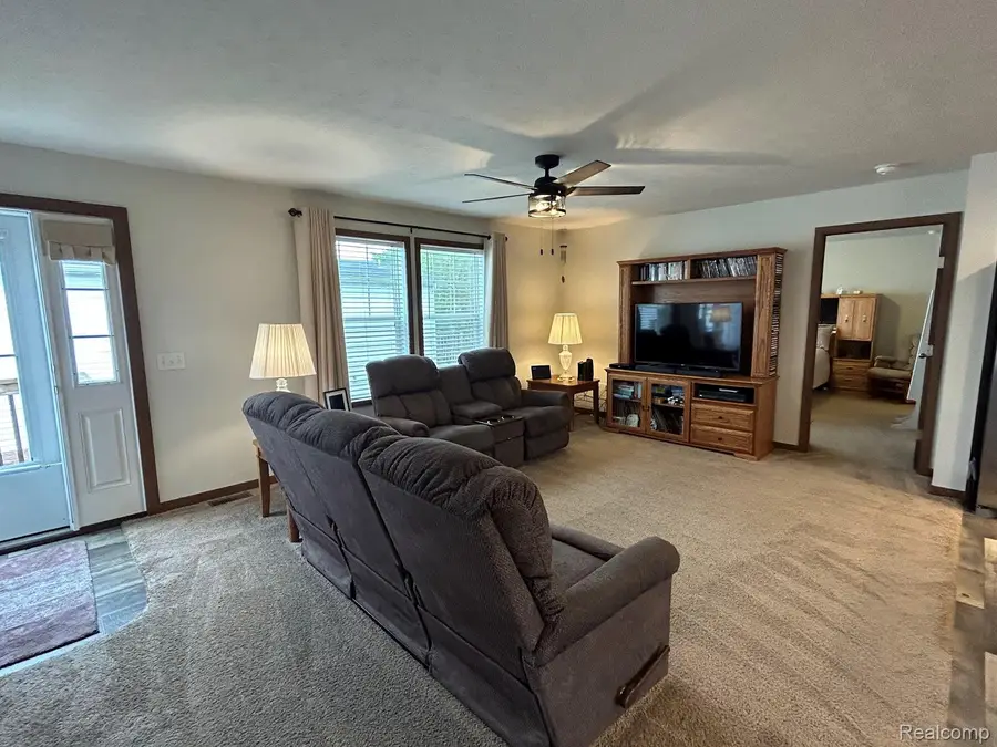 9680 Townsquare Boulevard, Fenton, MI 48430 - #3
