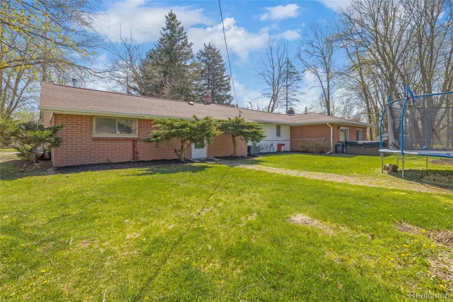 16000 S Huron River Drive, Romulus, MI 48174 - #3
