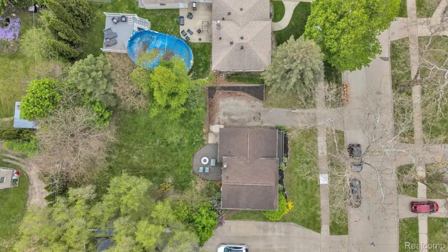 842 Bird Song Drive, Milford, MI 48381 - #2