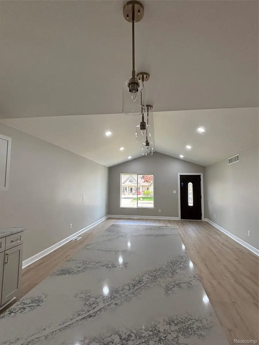30294 Adams Drive, Gibraltar, MI 48173 - #3