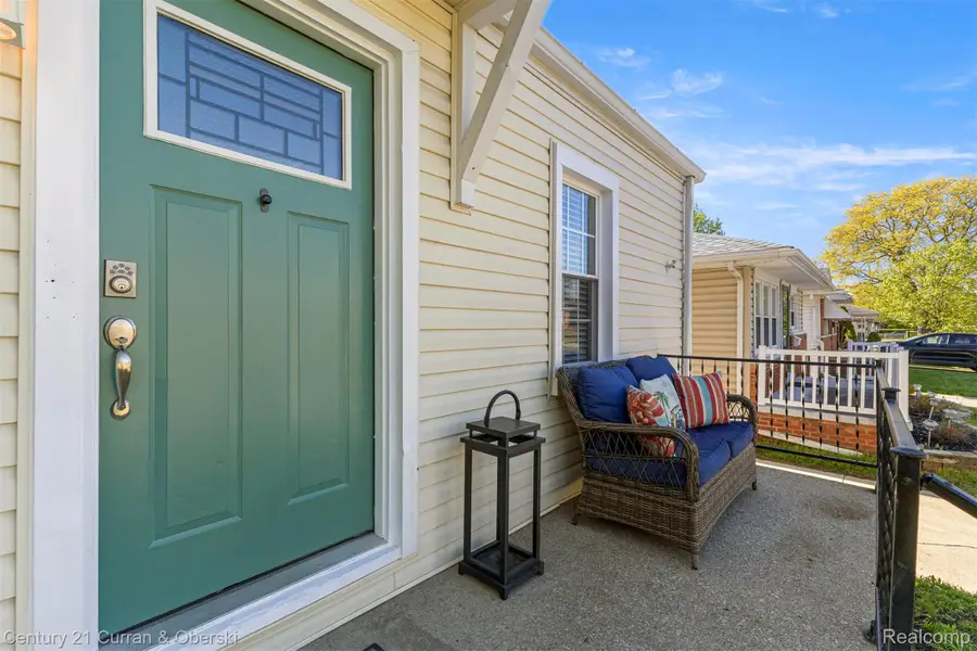 4009 Agnes Avenue, Lincoln Park, MI 48146 - #2