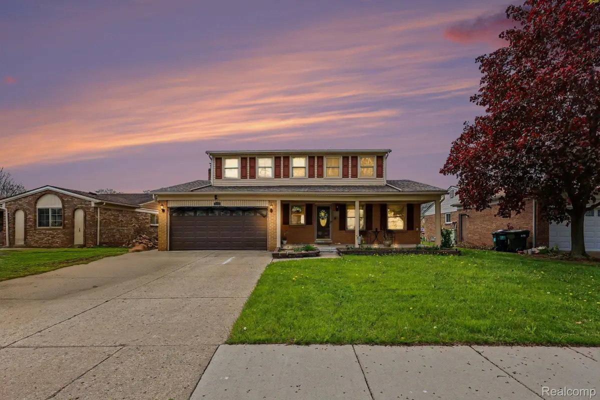 4274 Dickson Drive, Sterling Heights, MI 48310 - #1