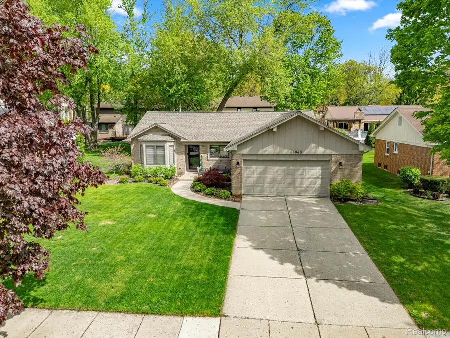 34048 Fonville Drive, Livonia, MI 48152 - #3