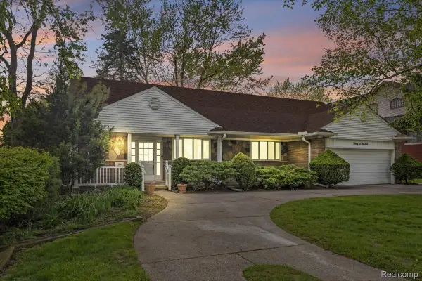 2600 Grange Road, Trenton, MI 48183
