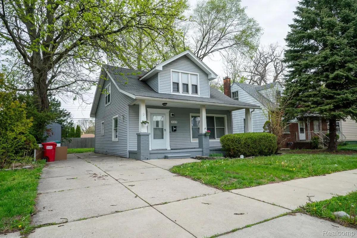 15315 Semrau Avenue, Eastpointe, MI 48021 - #1