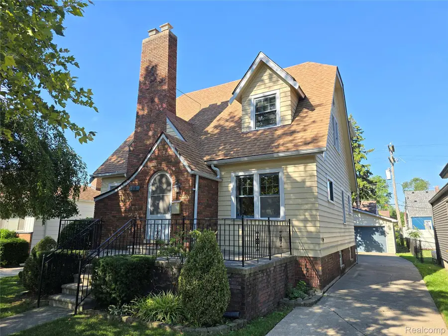 116 S Kenwood Avenue, Royal Oak, MI 48067 - #3