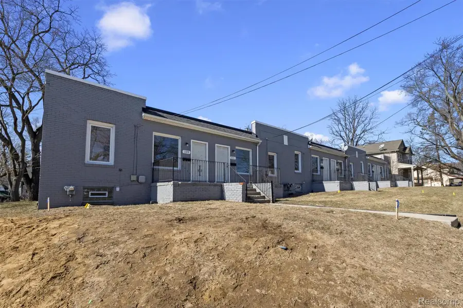 109 Cadillac Street, Pontiac, MI 48342 - #3
