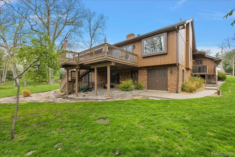 6773 Wellesley Terrace, Clarkston, MI 48346 - #2
