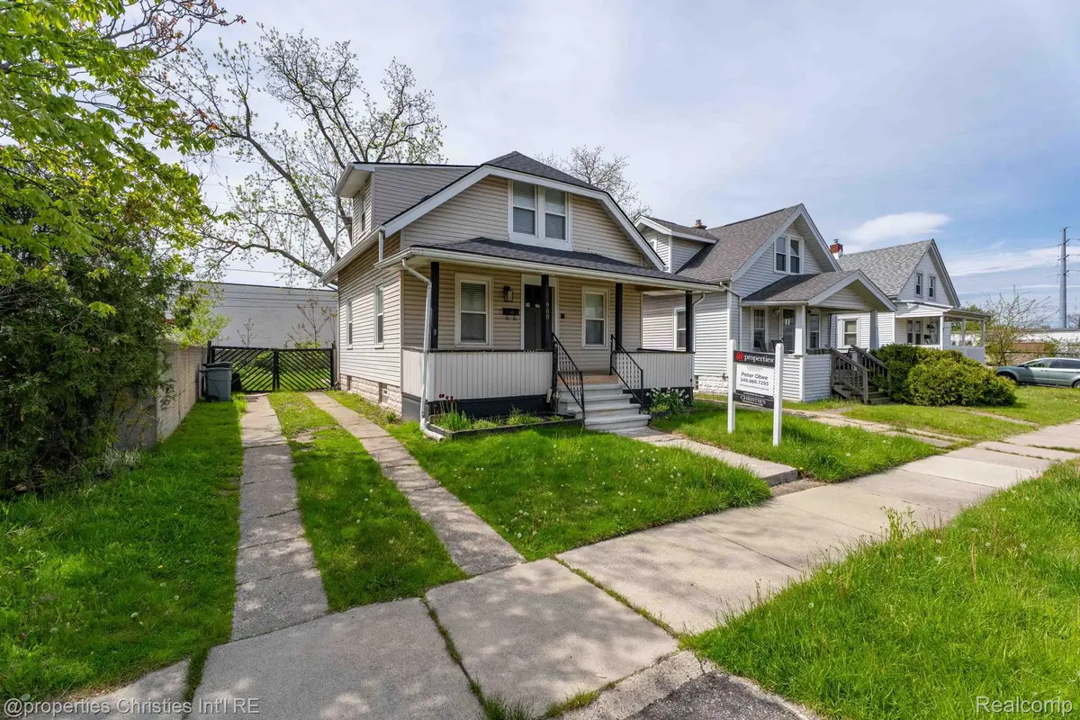 988 E Troy Street, Ferndale, MI 48220 - #1