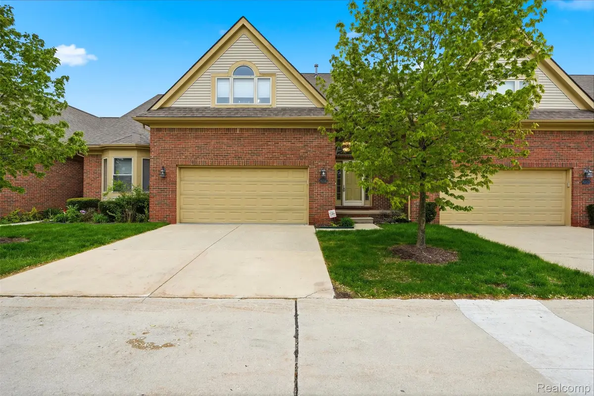 4212 April Lane, Sterling Heights, MI 48310 - #1