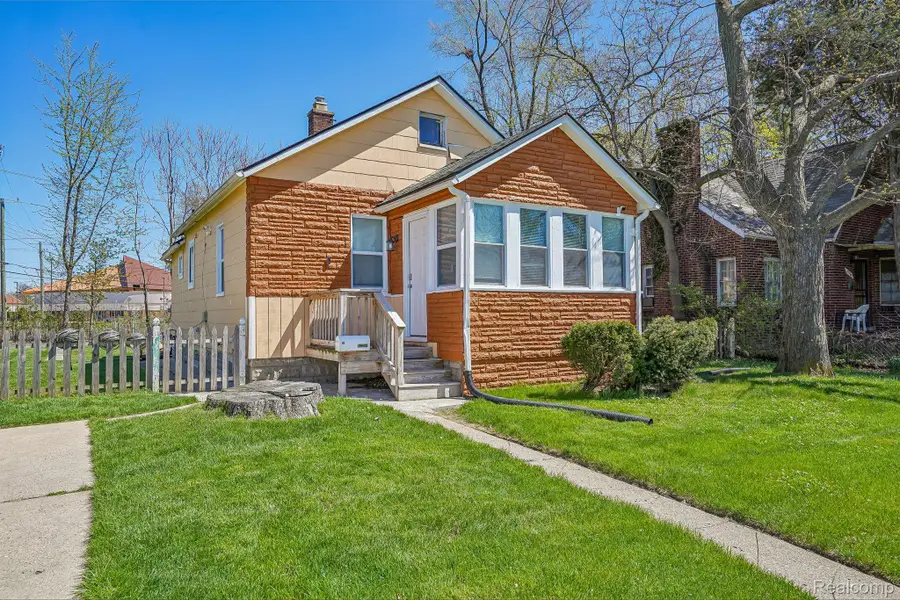 17380 Oakfield Street, Detroit, MI 48235 - #2