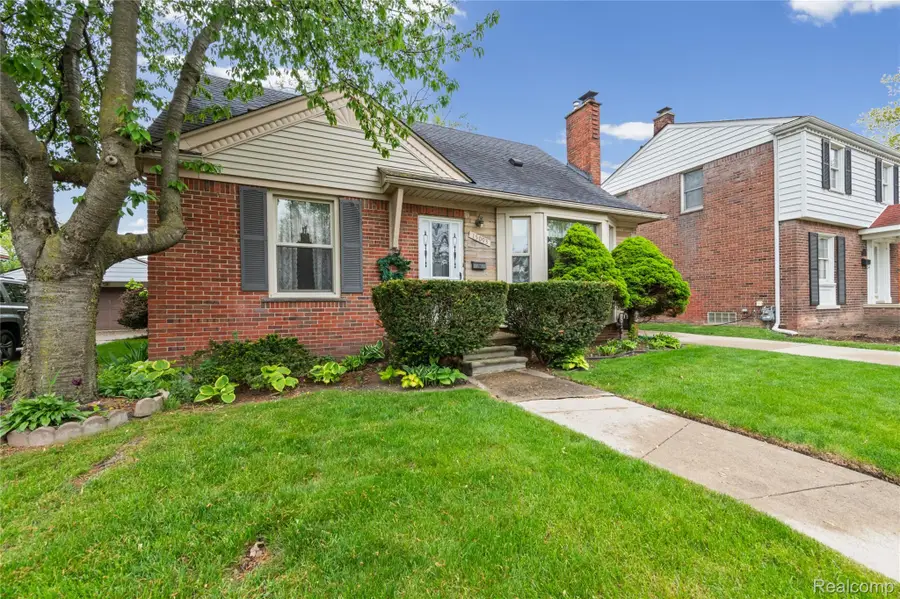 15093 White Avenue, Allen Park, MI 48101 - #3