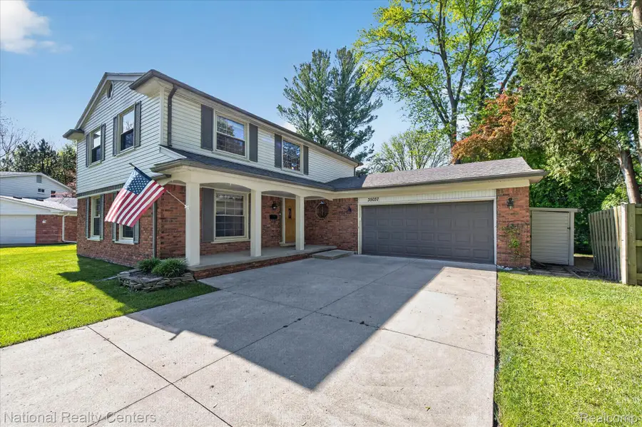 35037 Ellen Court, Livonia, MI 48154 - #2