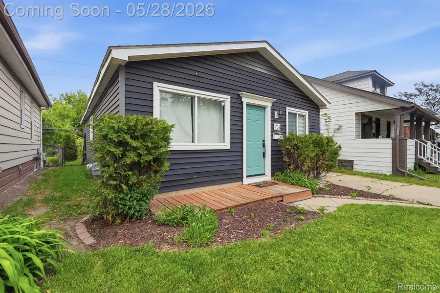 733 Camden Street, Ferndale, MI 48220 - #2