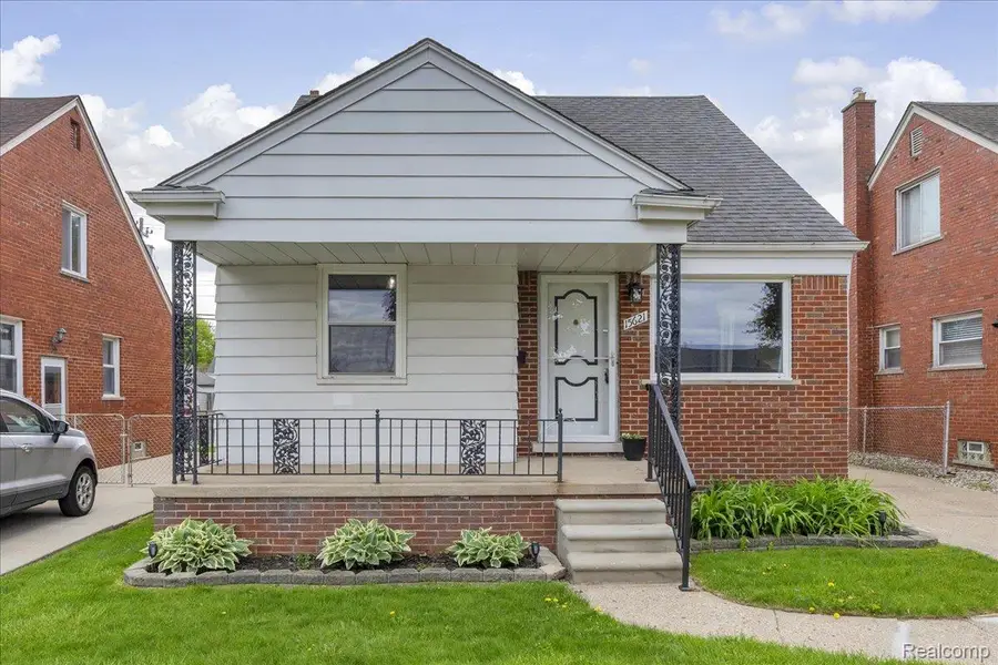 15621 Hanfor Avenue, Allen Park, MI 48101 - #2