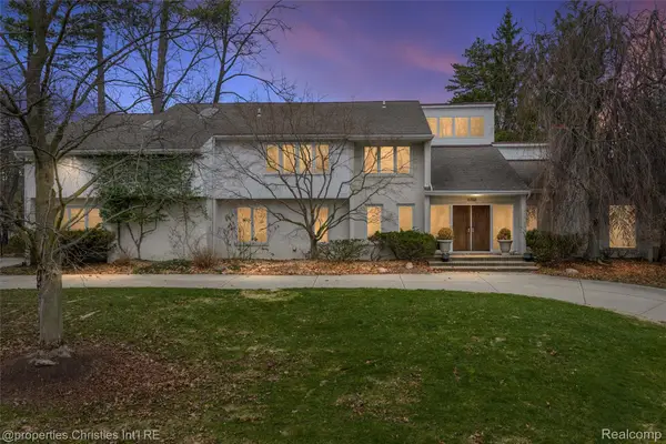 4768 Wendrick Drive, WestBloomfield, MI 48323