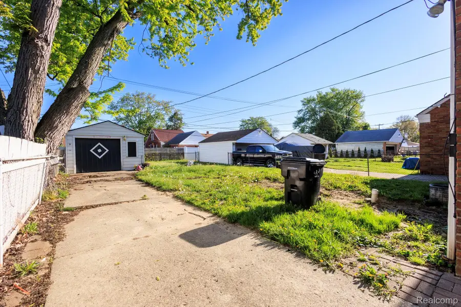 13821 Fairmount Drive, Detroit, MI 48205 - #3