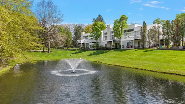 1756 Alexander Drive, BloomfieldHills, MI 48302