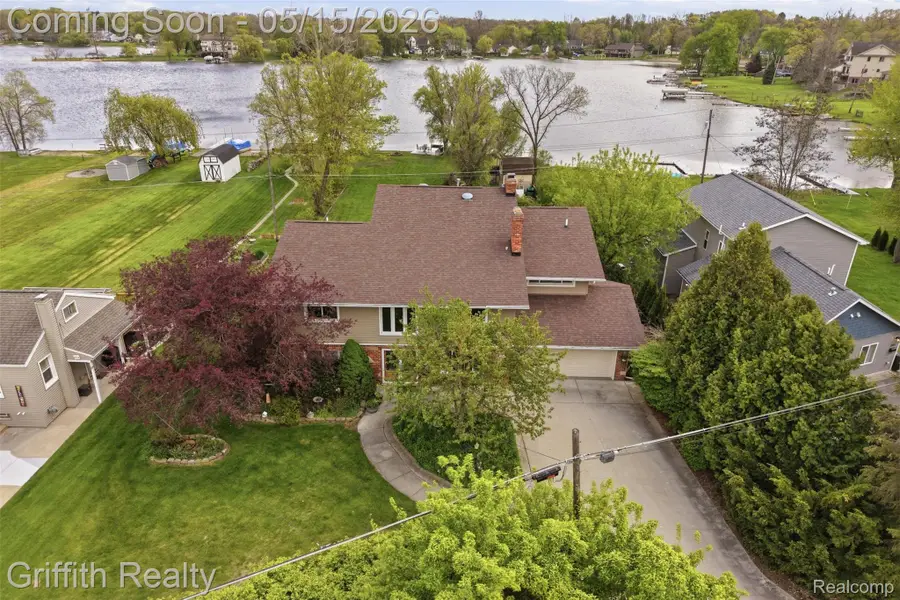 2901 School Lake Drive, Brighton, MI 48114 - #3
