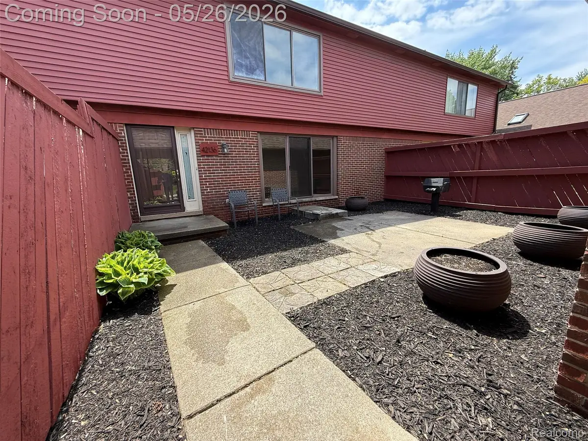 42136 Lochmoor Street, Clinton, MI 48038 - #1