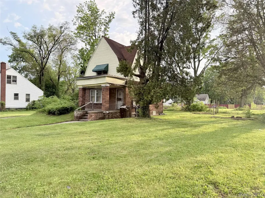 17245 Evergreen Road, Detroit, MI 48219 - #2