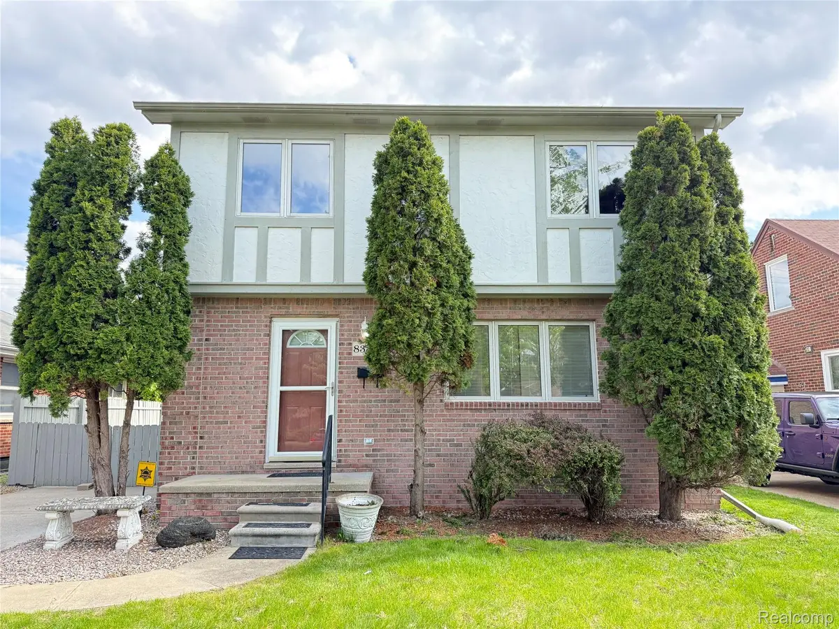 8334 Mckinley, Center Line, MI 48015 - #1