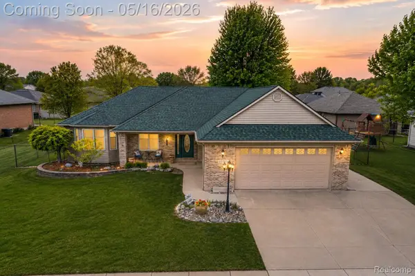 22280 John Deere Lane, Macomb, MI 48044