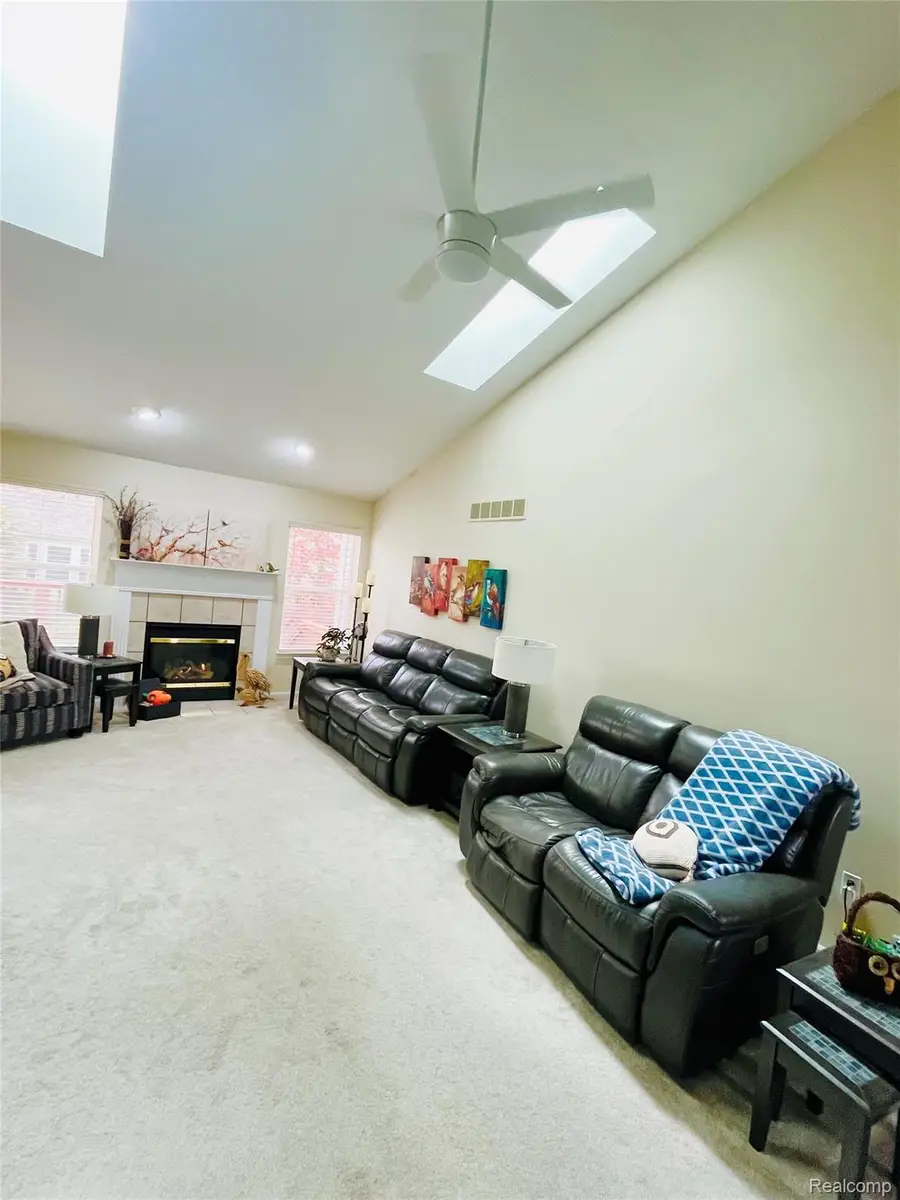 828 Woodhaven Drive, Commerce, MI 48390 - #3