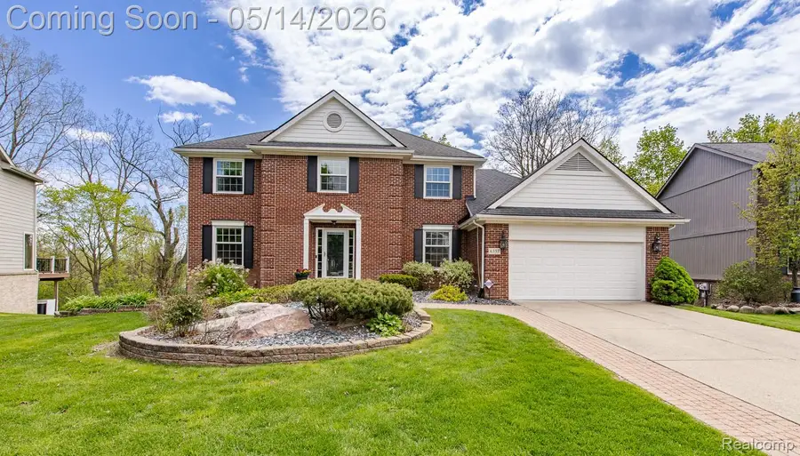 6357 Golf View Drive, Clarkston, MI 48346 - #3