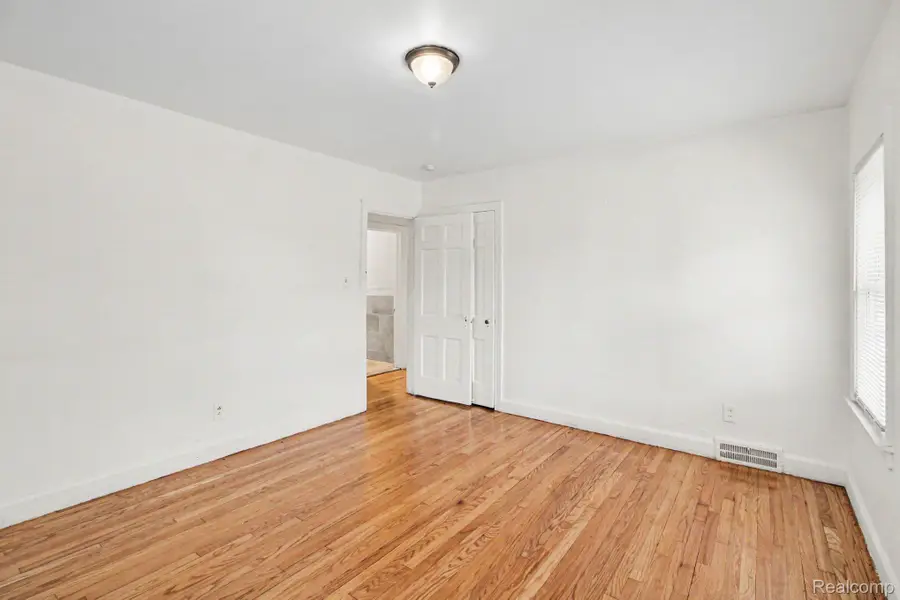 18112 Northlawn Street, Detroit, MI 48221 - #3