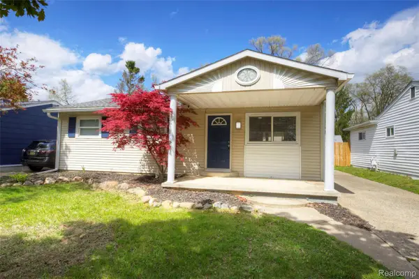 1330 Redleaf Lane, Ypsilanti, MI 48198
