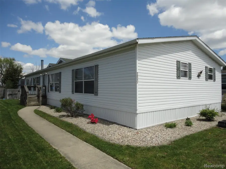 339 Blossom Circle, Erie, MI 48133 - #2