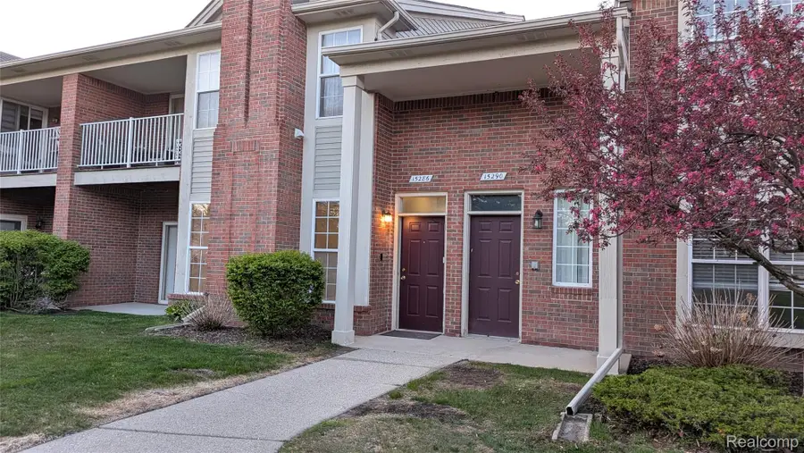 15286 Cornell Drive, Clinton, MI 48038 - #2