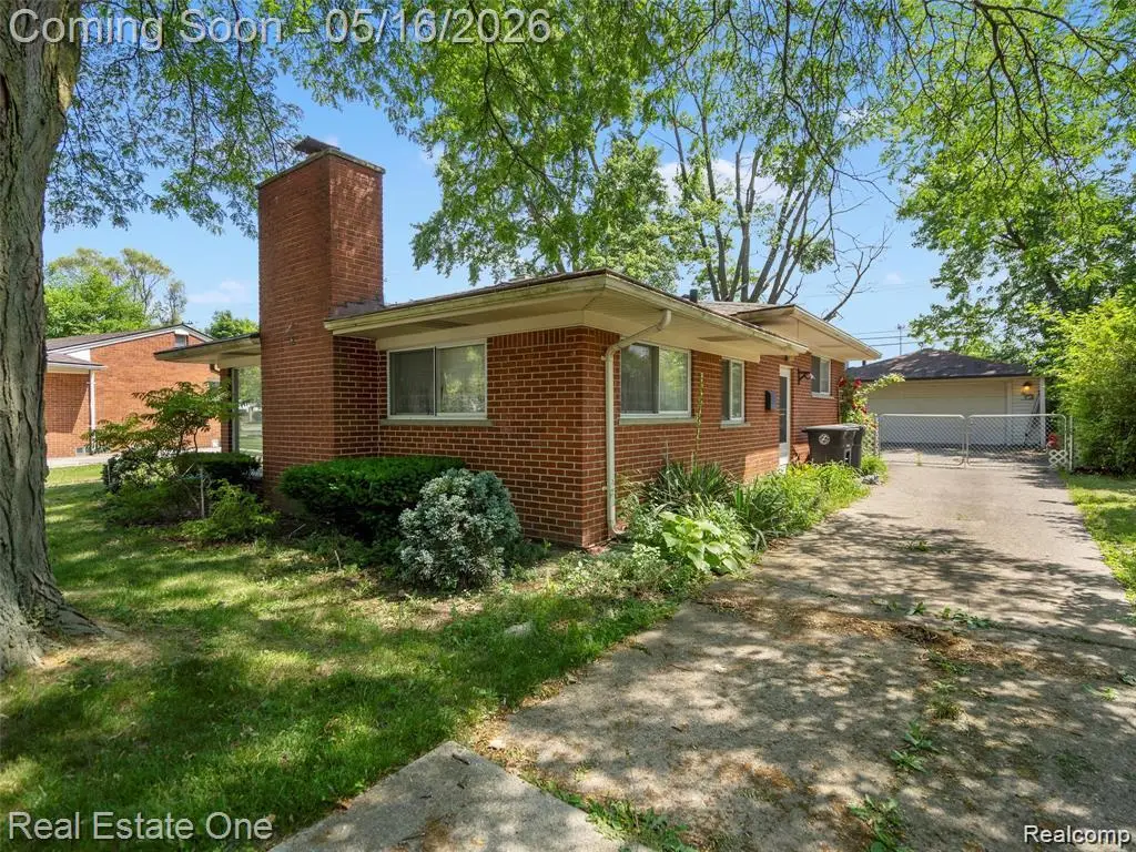 27445 Buckingham Street Street, Livonia, MI 48154 - #1
