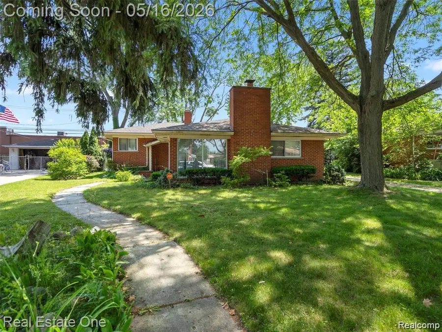 27445 Buckingham Street Street, Livonia, MI 48154 - #3