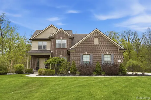 59649 Foster Drive, SouthLyon, MI 48178