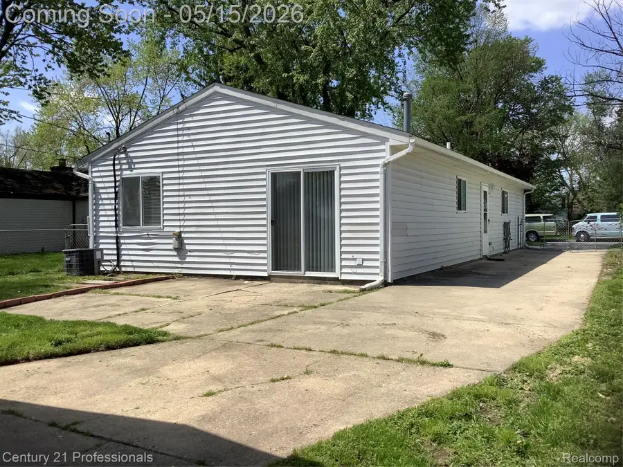 8468 Beatrice, Westland, MI 48185 - #2