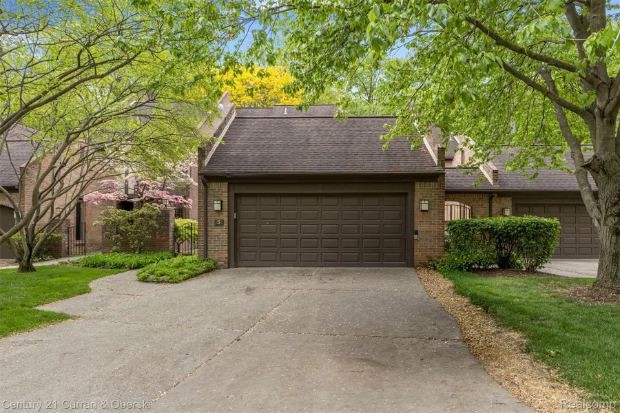 5 Timberlane Court, Dearborn, MI 48126 - #3