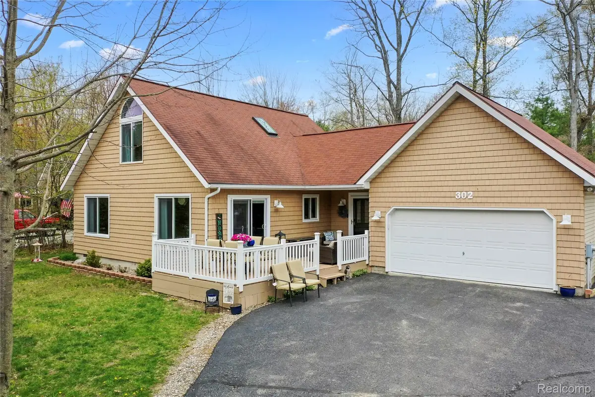 302 Robin Hood Street, Roscommon, MI 48653 - #1
