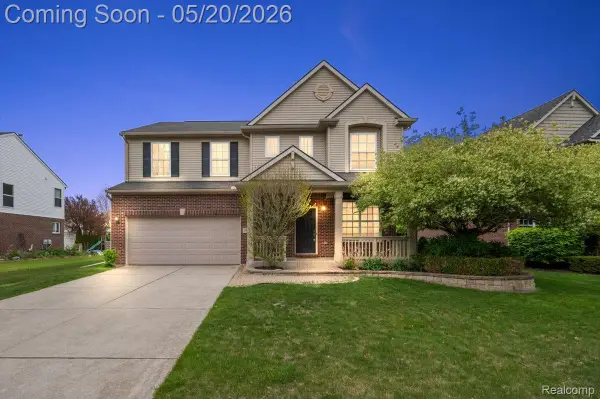 14257 Red Pine Drive, SterlingHeights, MI 48313