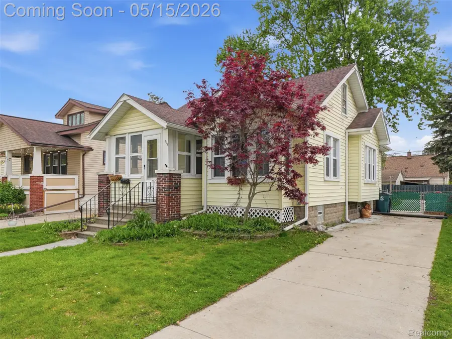 504 S Kenwood Avenue, Royal Oak, MI 48067 - #2