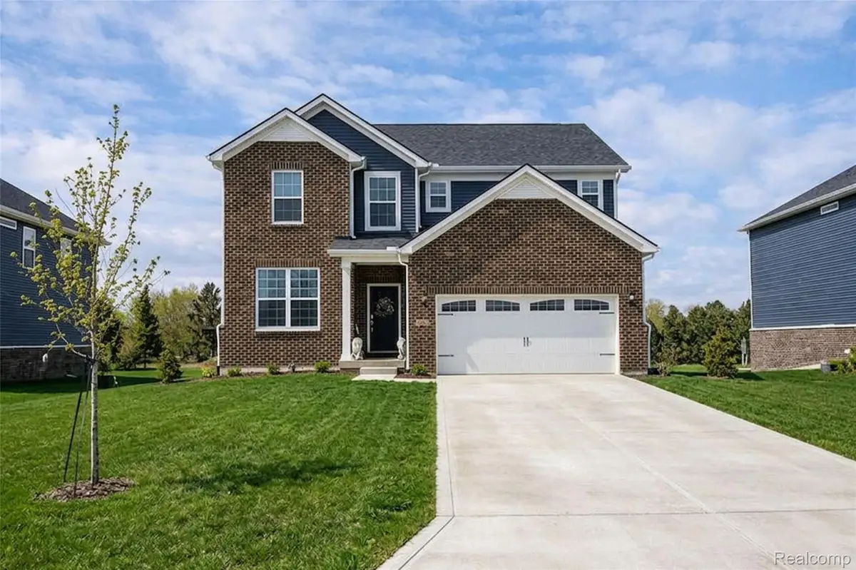 2882 Trillium Hills Drive, Commerce, MI 48382 - #1