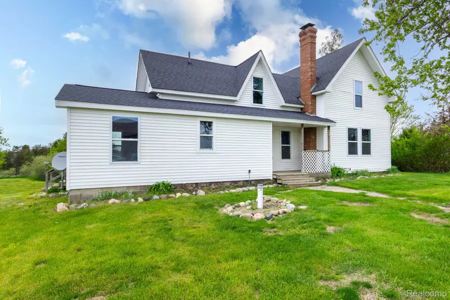 1545 N Van Dyke Road, Goodland, MI 48444 - #2