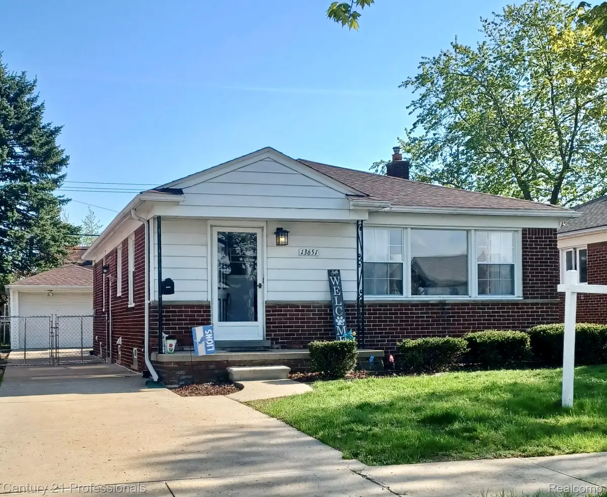 13651 Castle Street, Southgate, MI 48195 - #1