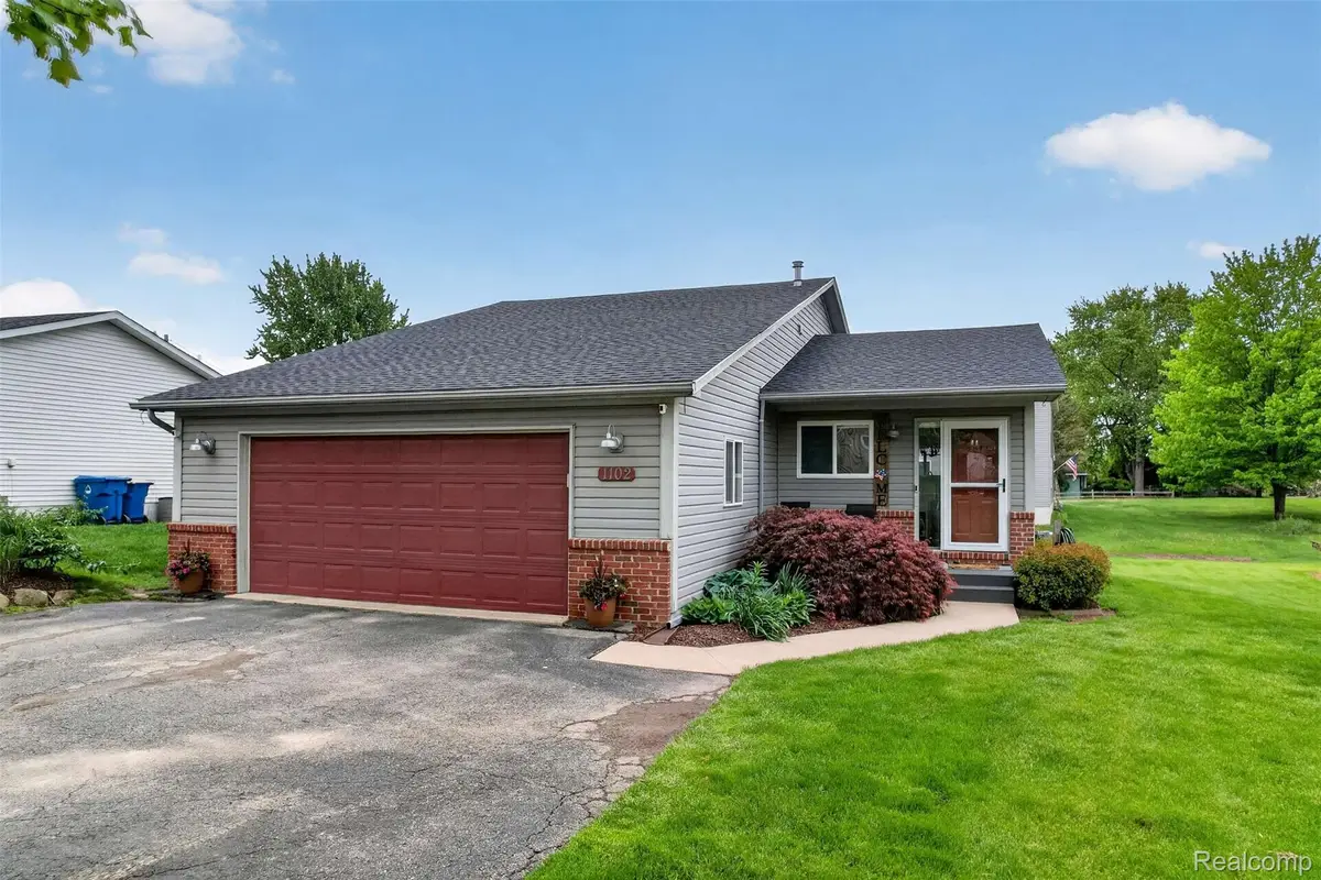 1102 Erskine Way, Waterford, MI 48328 - #1