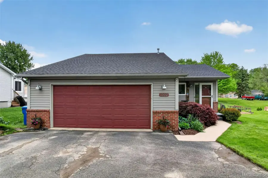 1102 Erskine Way, Waterford, MI 48328 - #3